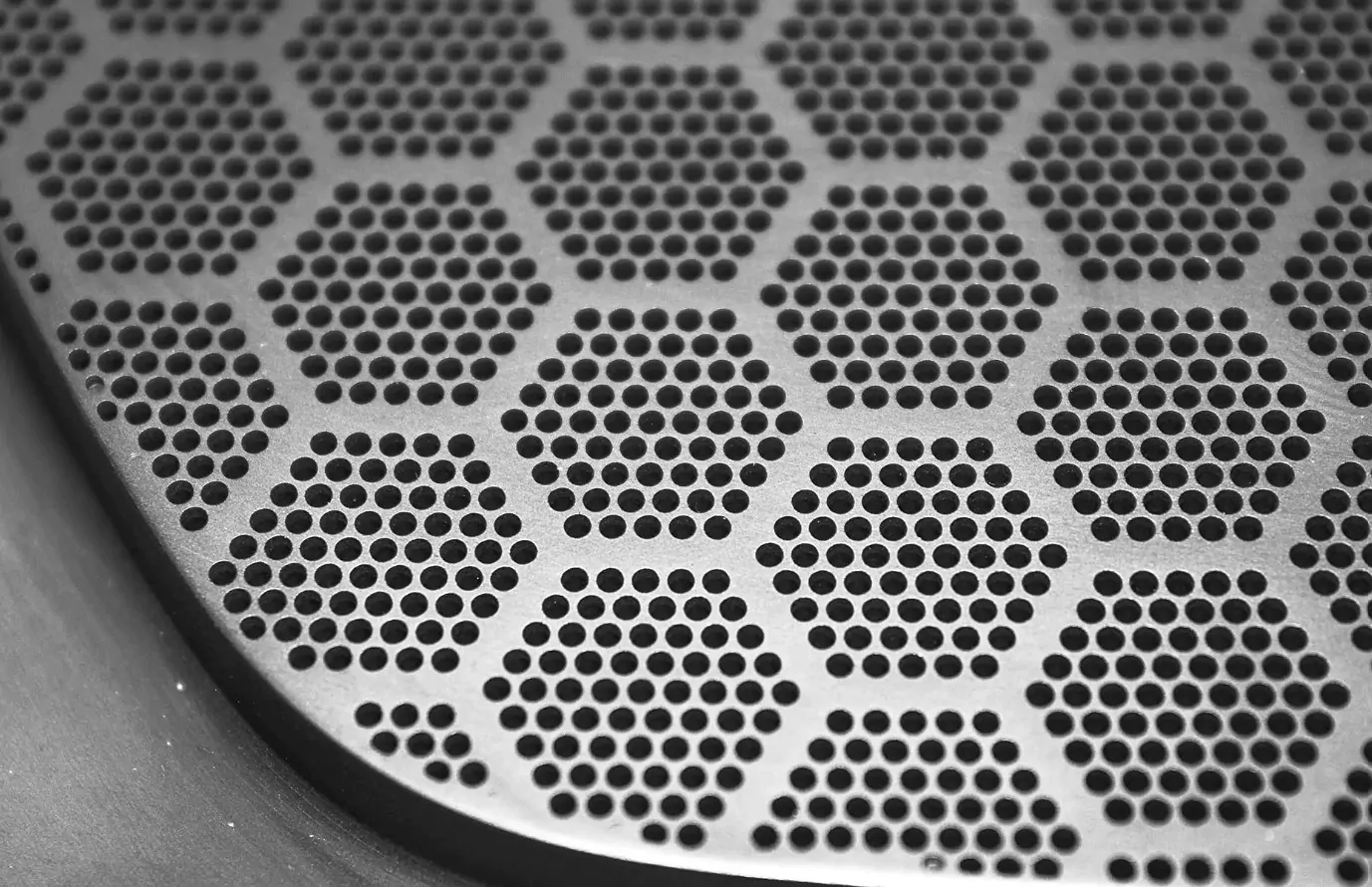 elettrodi-grafite-vantaggi-applicazioni-quando-sceglierli Elettrodi in grafite vantaggi, applicazioni e quando sceglierli